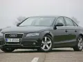 Ciemnoszare Audi A4 B8 2.0 TDI 143 KM na drodze. Zastanawiasz się, jaki akumulator do Audi A4 B8 2.0 TDI 143 KM będzie najlepszy?