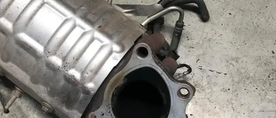 Ile płynu do DPF Volvo V50? Oto, co musisz wiedzieć, aby nie przepłacać