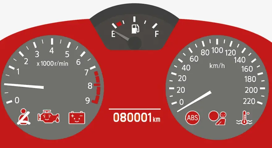 Deska rozdzielcza samochodu z wskaźnikami: paliwa, obrotów, prędkości, przebiegu 080001 km, oraz kontrolkami: pasów, silnika, akumulatora, ABS, poduszki powietrznej i temperatury.
