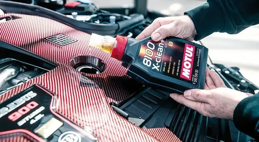 Jak skutecznie korzystać z motul wyszukiwarka do wyboru oleju?